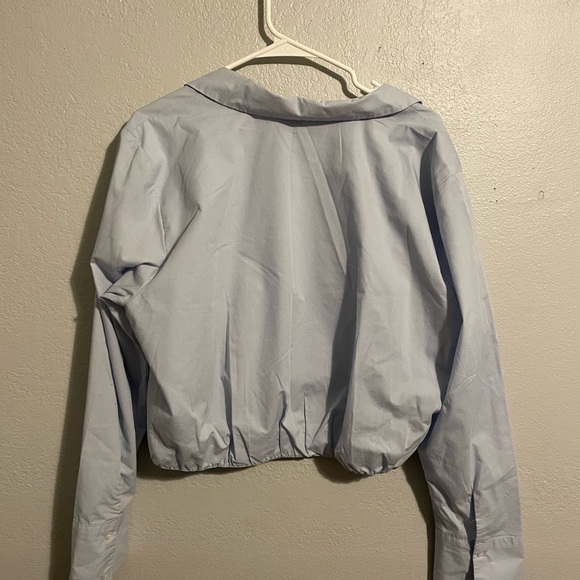 Abercrombie - Picture 4 of 4